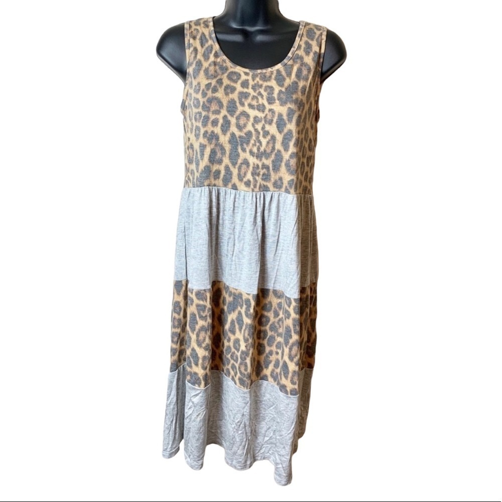 M2D (Boutique) Cheetah Print Colorblock Knit Dress Size Small